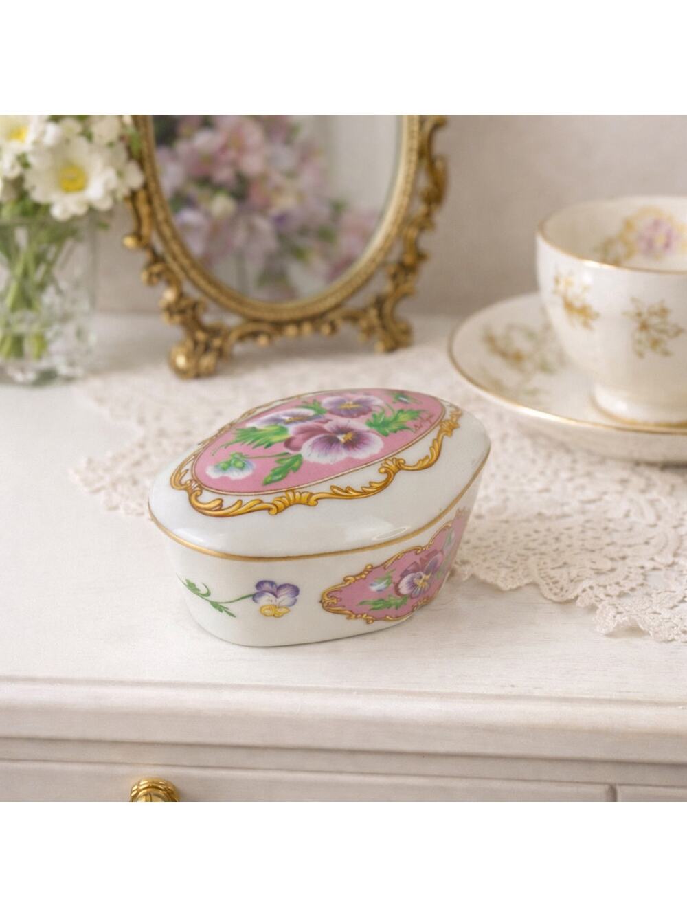 Heritage House VTG 1990 Love Songs to Remember -Hawaiian Wedding Song Music Box